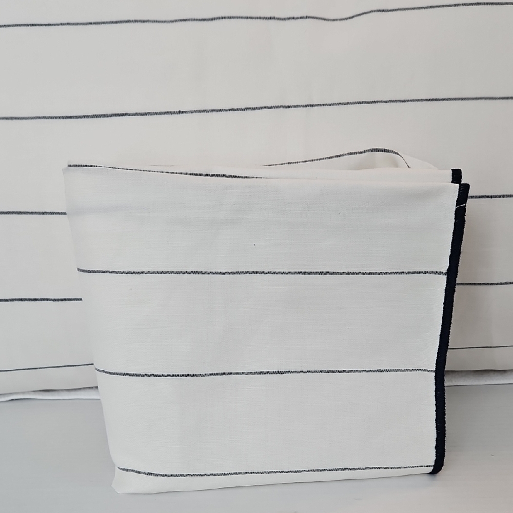 Studio 3B Ivory Navy Strip Linen-Cotton King Pillow Sham Set